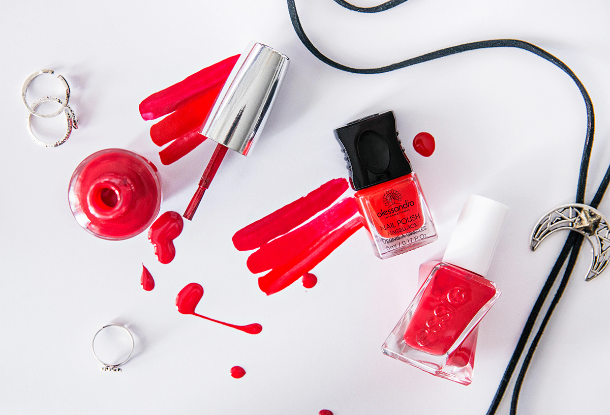 Red Nail Polishes for Summer 2016