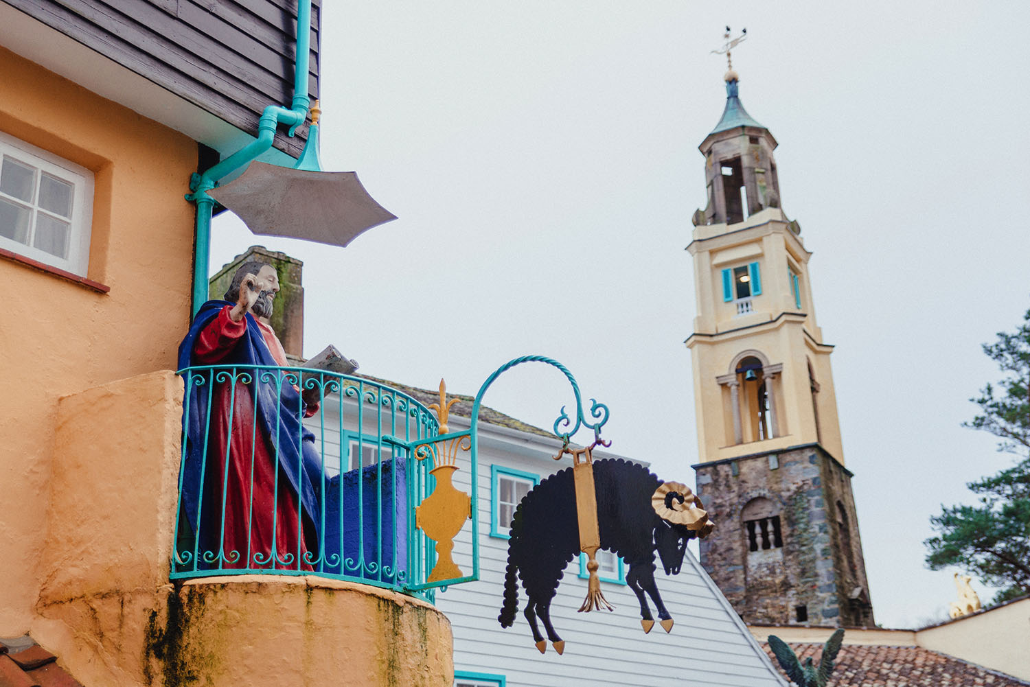 Black sheep sign hanging in Portmeirion, Wales