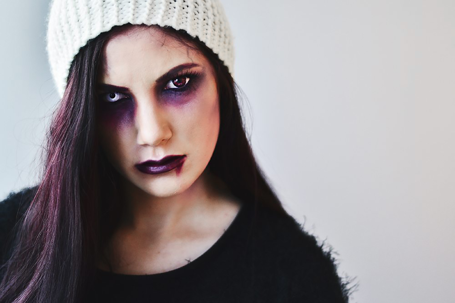 Lost & Haunted Girl Makeup - Easy Halloween Makeup Ideas