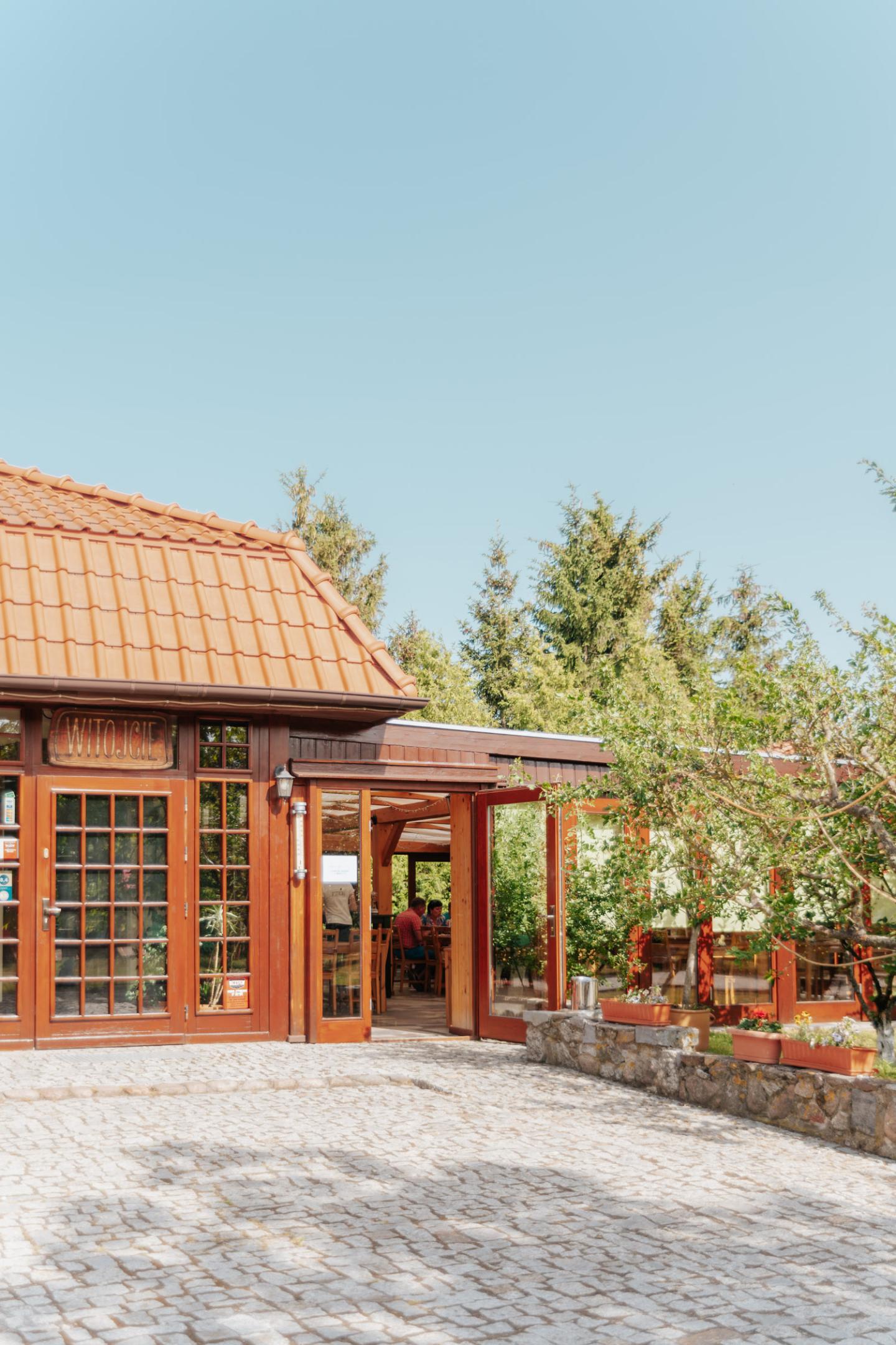 Restaurant Gryszczeniowka serves traditional Polish food.