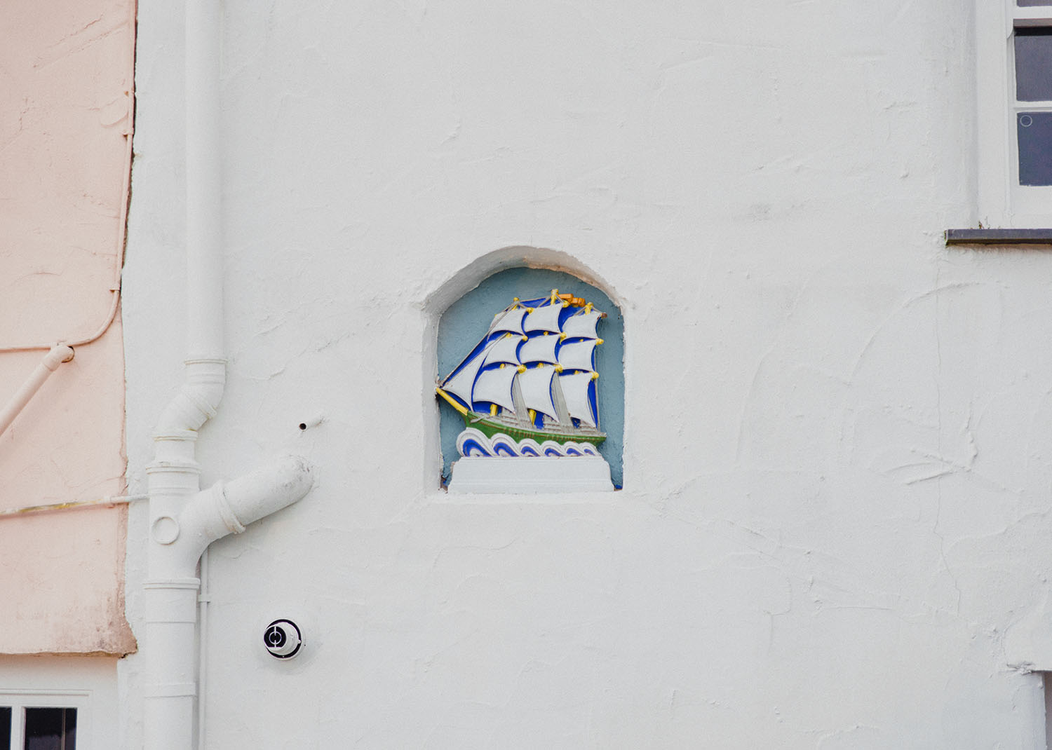 Ship in a wall - Detail shot in the Portmeirion Village