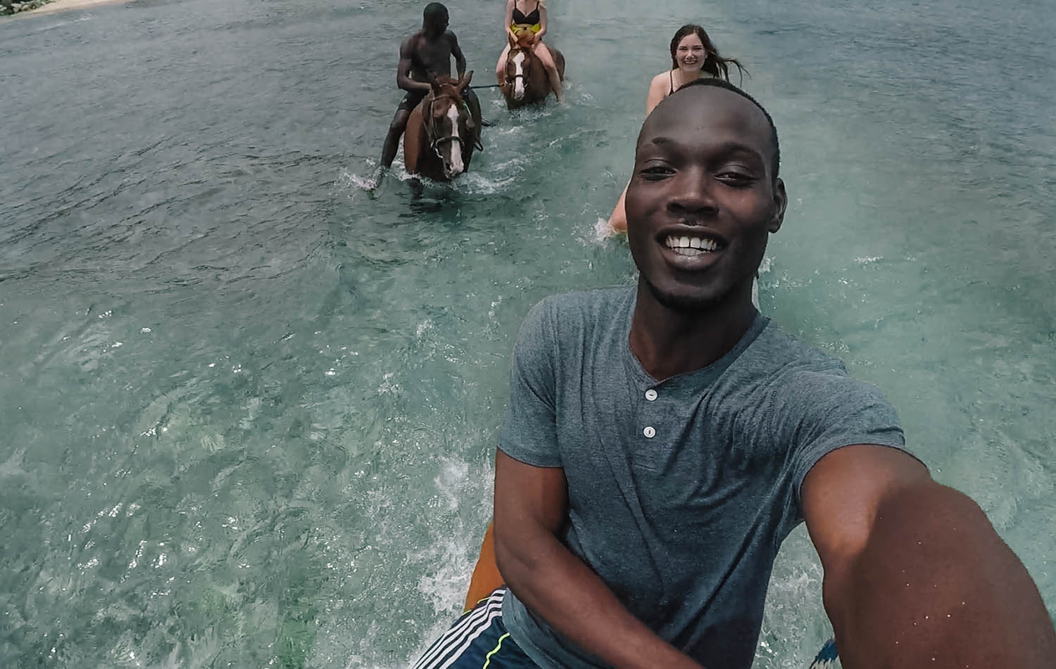 GoPro Hero 6 Photo - Horse-back riding in Sea