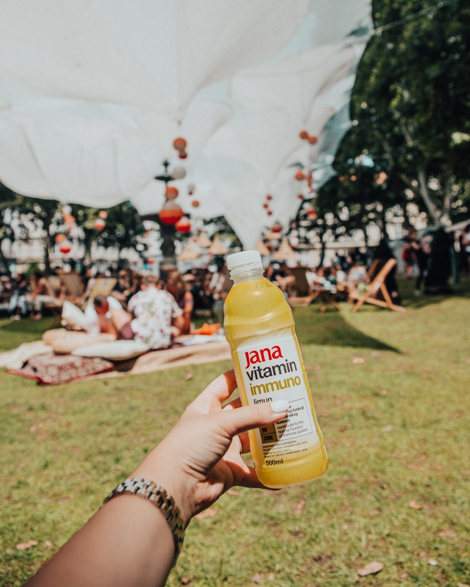 Drink in Zrinjevac Park