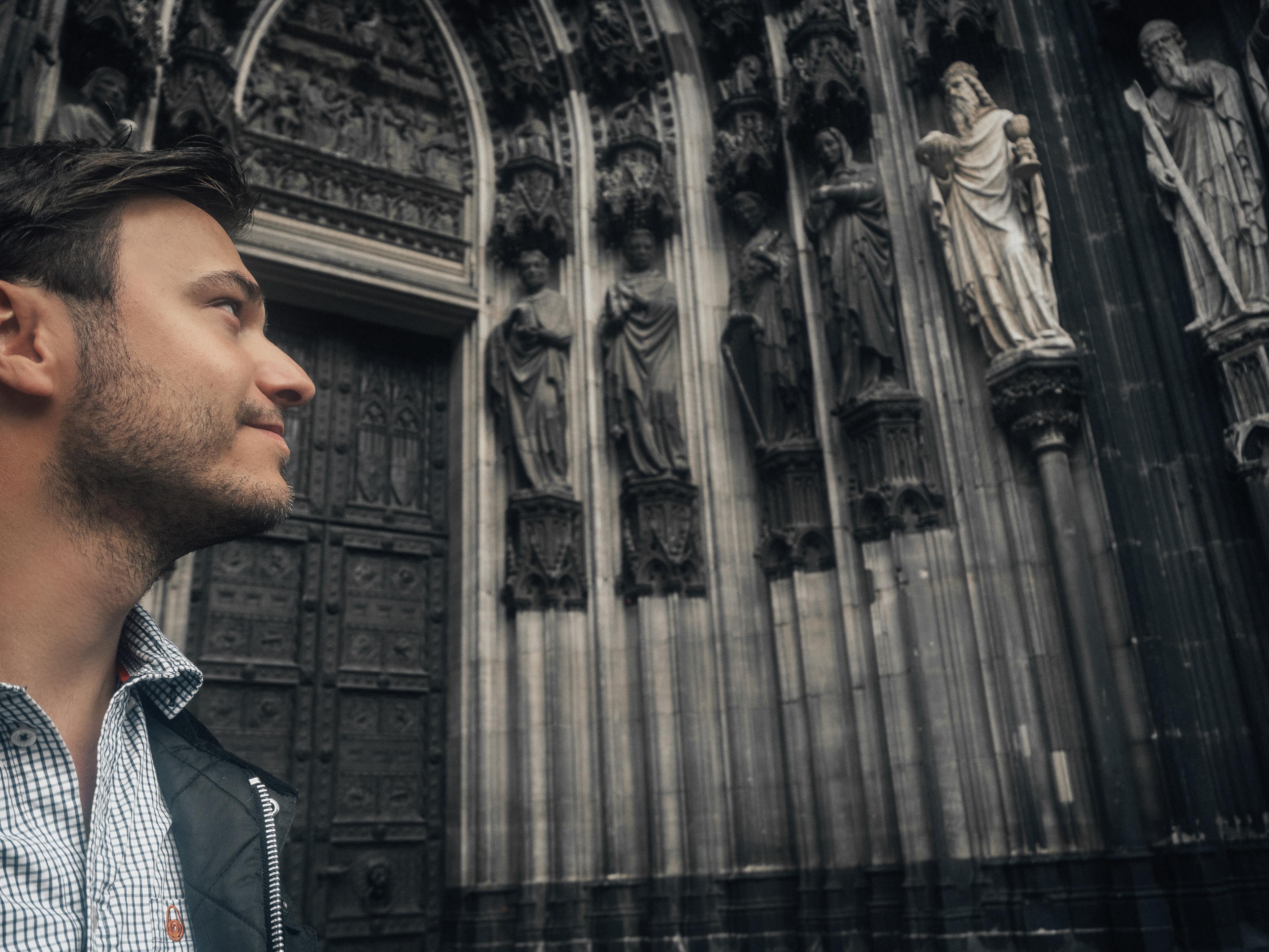 Simon Eriksson by Cologne Cathedral