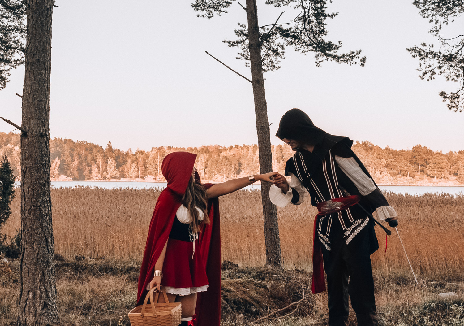 Halloween Costume Ideas - Red Riding Hood & Ezio