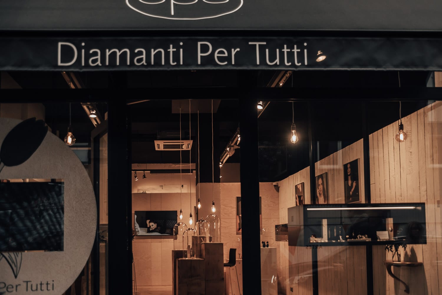 Diamanti Per Tutti Store in Antwerp