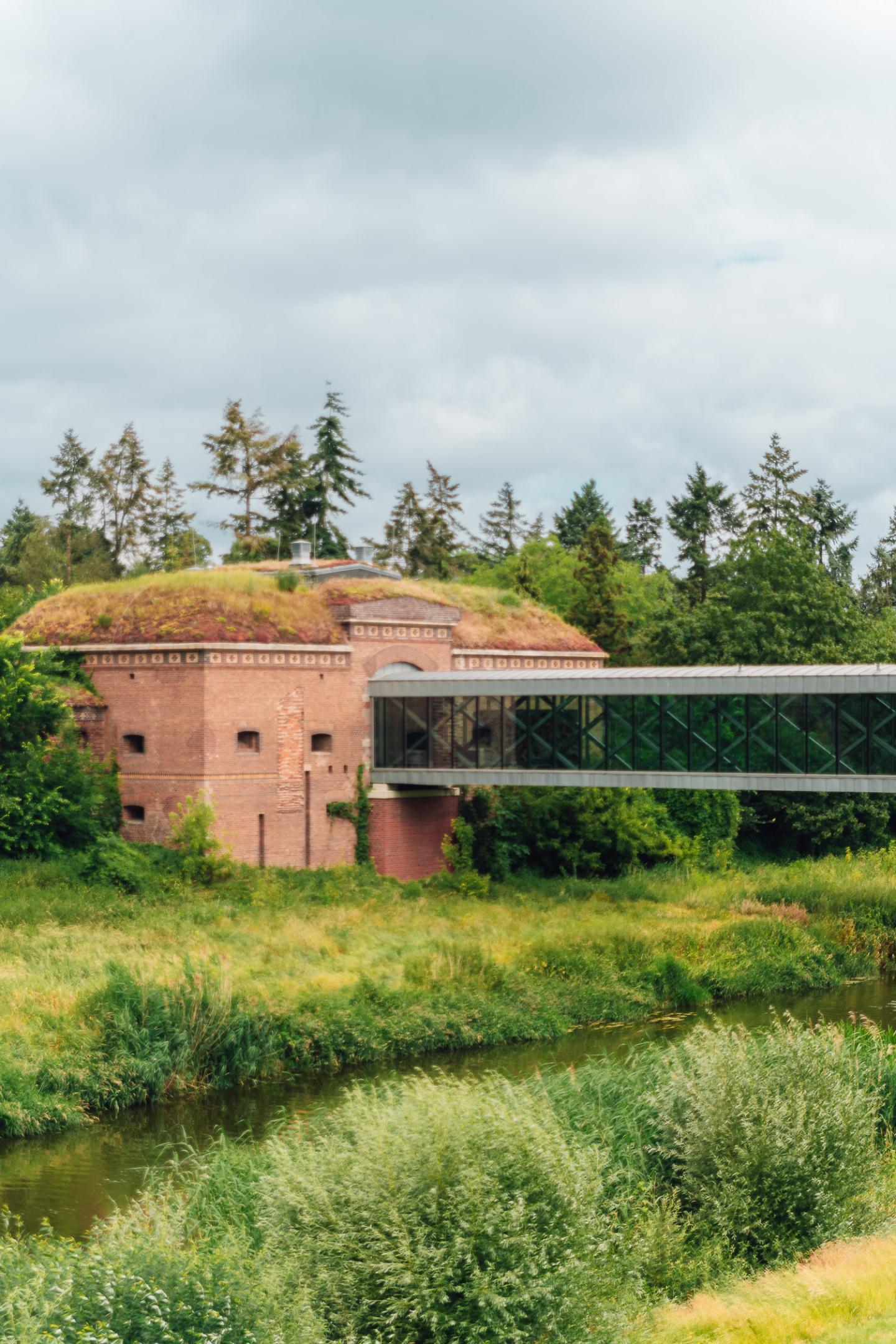 Porta Posnania Poznań, view of bridge linking the Porta Posnania Interactive Heritage Centre to Cathedral Island.