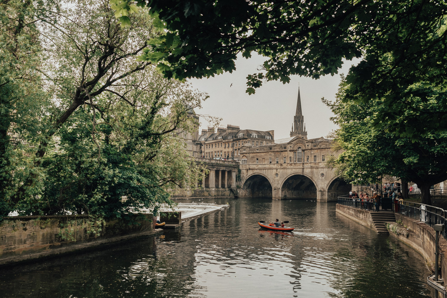 En Weekedn i Bath | Pulteney Bridge, River Avon, Bath, England, UK