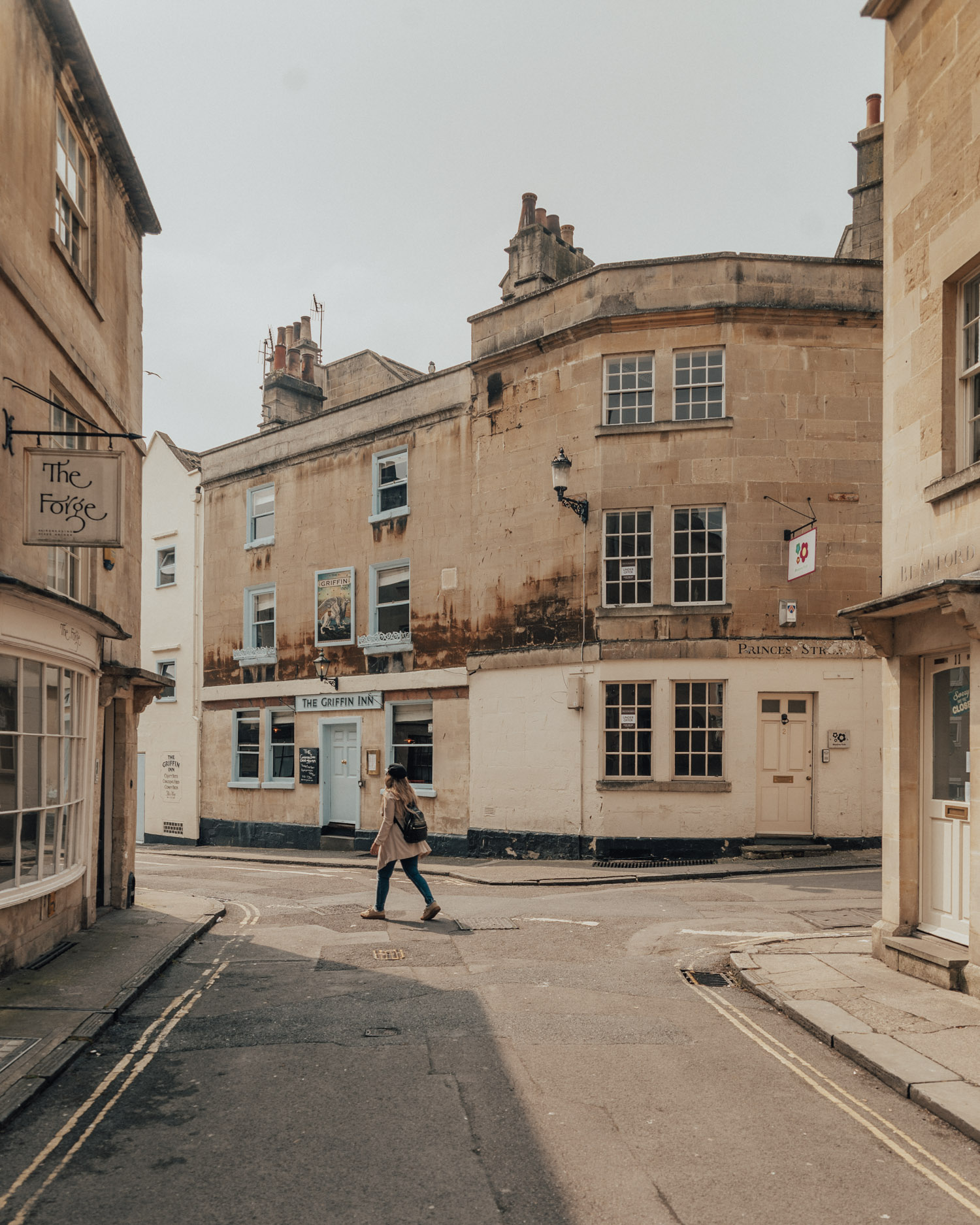 Honungsfärgade byggnader i Bath, England