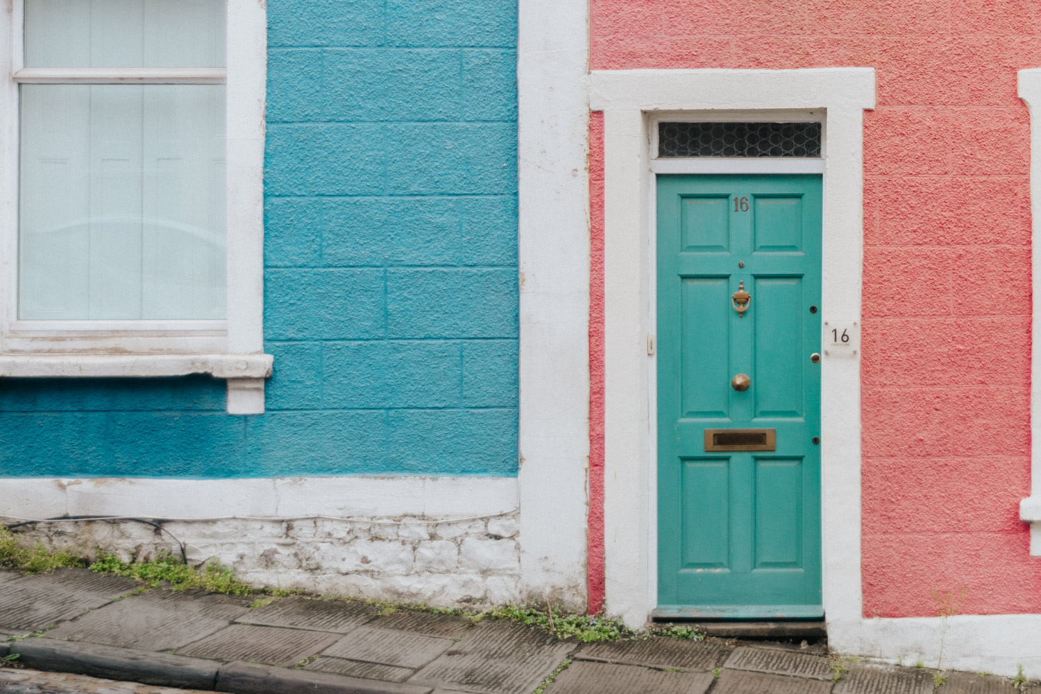 Colorful houses in Cliftonwood | Things to see in Bristol
