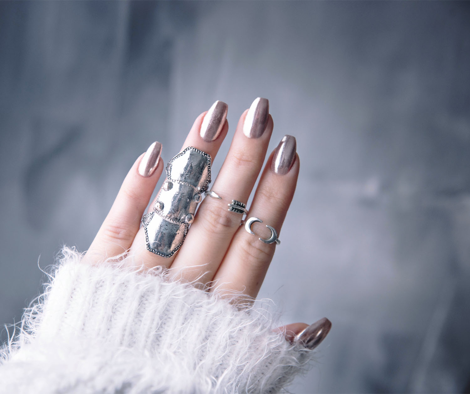 Chrome nails: How to do it at home - in 6 easy steps!