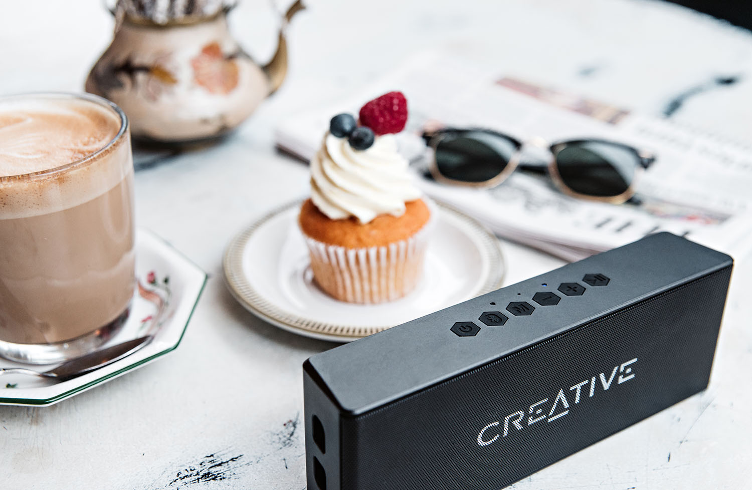 Creative MUVO 2 Bluetooth Speaker, Latte, Ray-Ban & Cupcake
