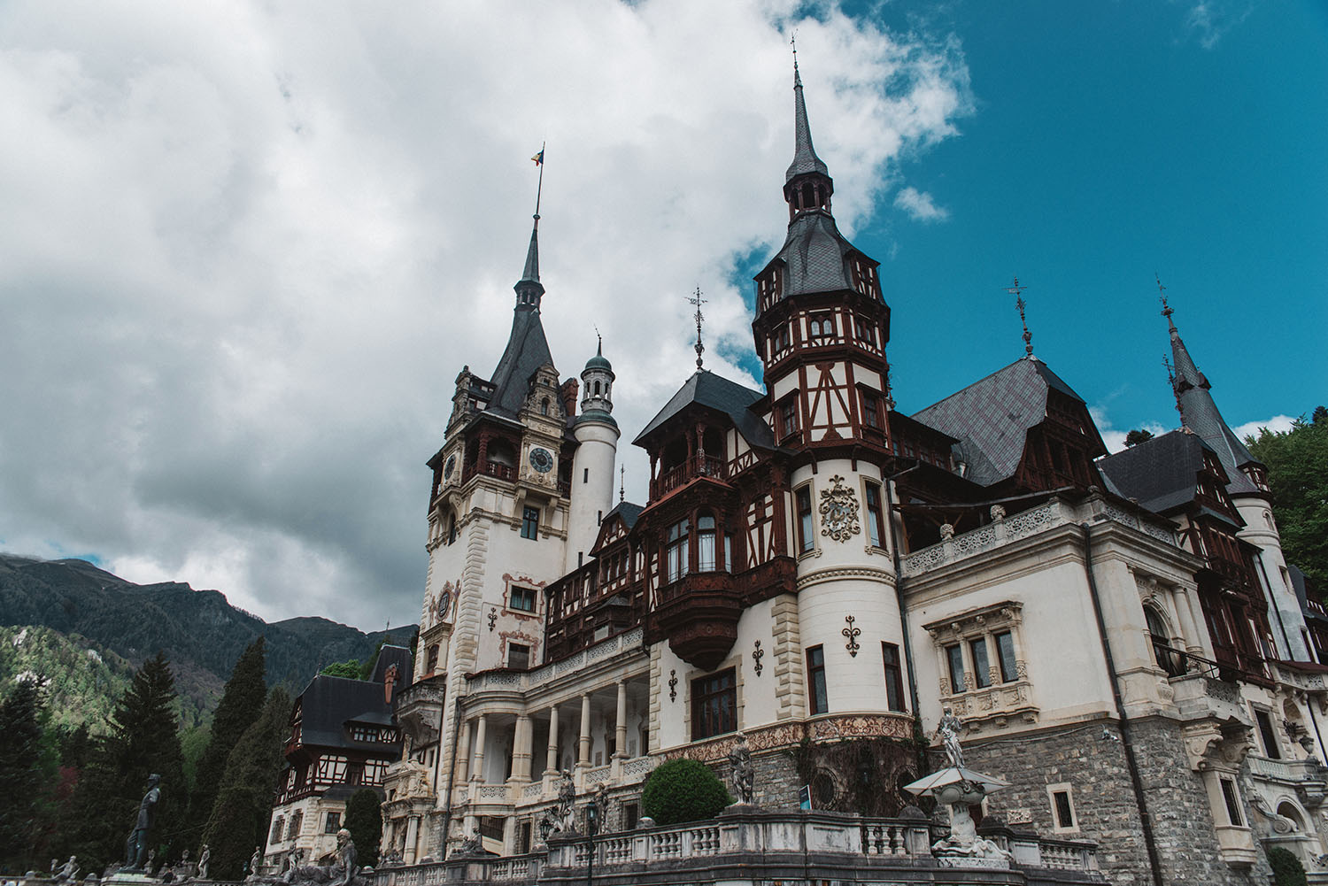 The Stunning Peleş Castle in Romania