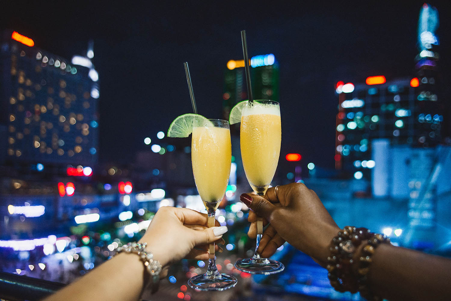 Cocktials med ustikt på Rex Hotel i Ho Chi Minh-staden, Vietnam